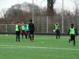 Training Schouwen-Duiveland Selectie Onder 13 & 14 op sportpark 'Het Springer' van vrijdag 30 december 2022 (51/98)